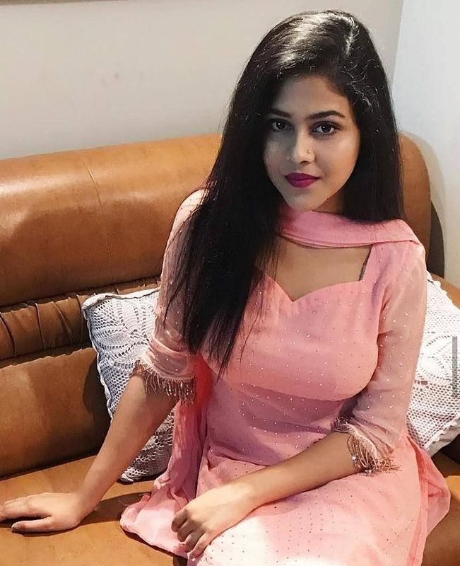 Call girls escort services ulhasnagar